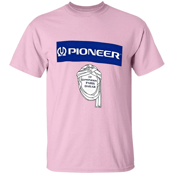 Brad Pitt Wearing Pioneer 12 Pioneer Paris Dakar Shirt - Image 2