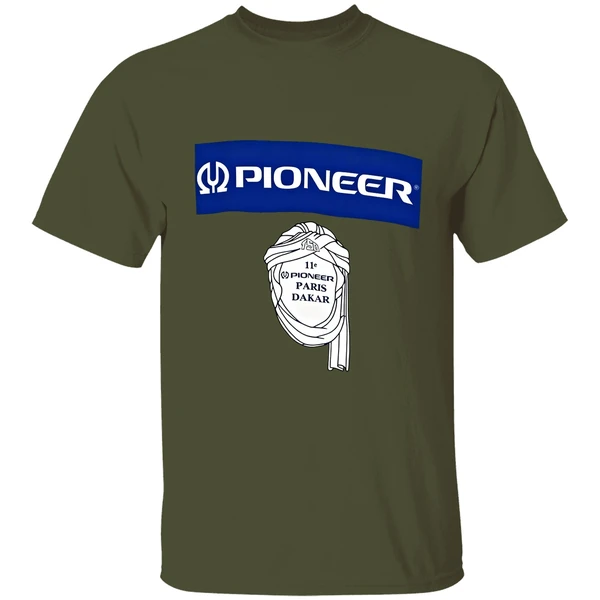 Brad Pitt Wearing Pioneer 12 Pioneer Paris Dakar Shirt - Image 9