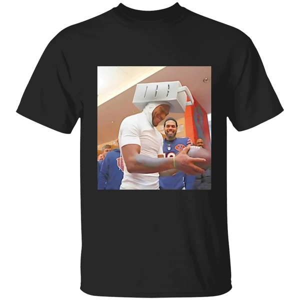 Dj Moore Wore A Cheese Grater Hat Chicago Bears Shirt