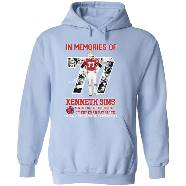 In Memories Of Kenneth Sims New England Patriots 1982 1989 77 Forever Patriots Hoodie - Image 4