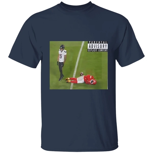 jalen-pitre-delivers-a-monster-hit-to-rashee-rice-kansas-city-chiefs-shirt-navy