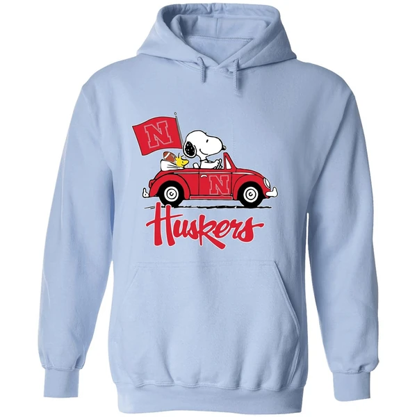 Snoopy And Woodstock Driver Car Nebraska Cornhuskers Hoodie - Image 4