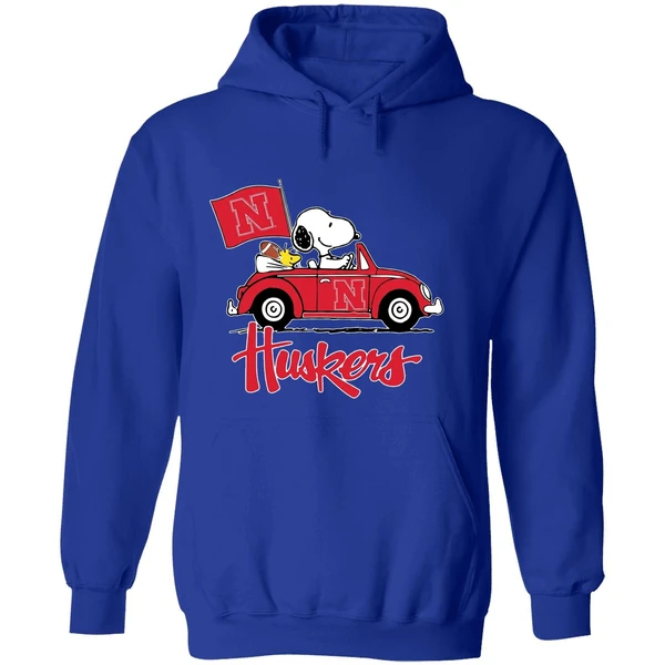 Snoopy And Woodstock Driver Car Nebraska Cornhuskers Hoodie - Image 7